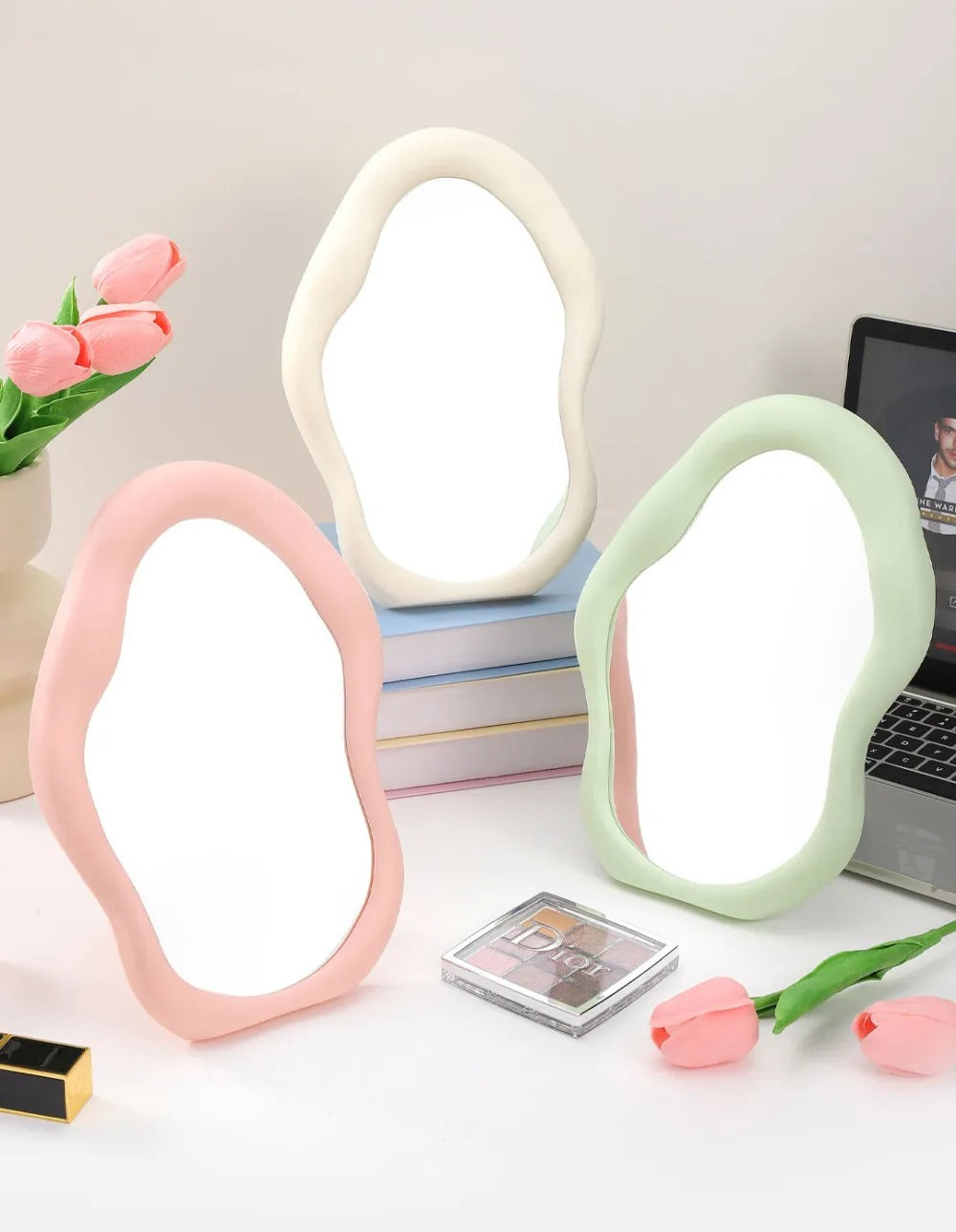 Espejo Aesthetic con Marco Ondulado